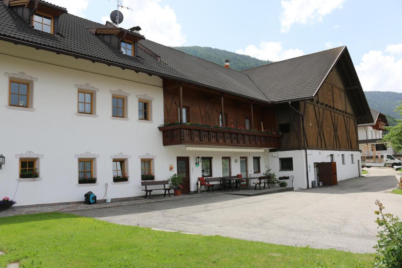 Lindnerhof Urlaub Am Bauernhof Hotel San Lorenzo di Sebato Exterior foto